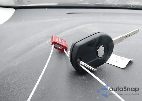 2018 Ford Focus Se z USA, uszkodzony, nr VIN 1FADP3K20JL215381